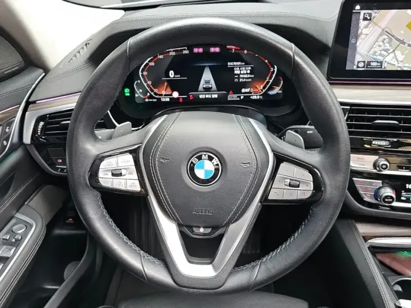 2022 BMW 6 серии с пробегом 76 191 км