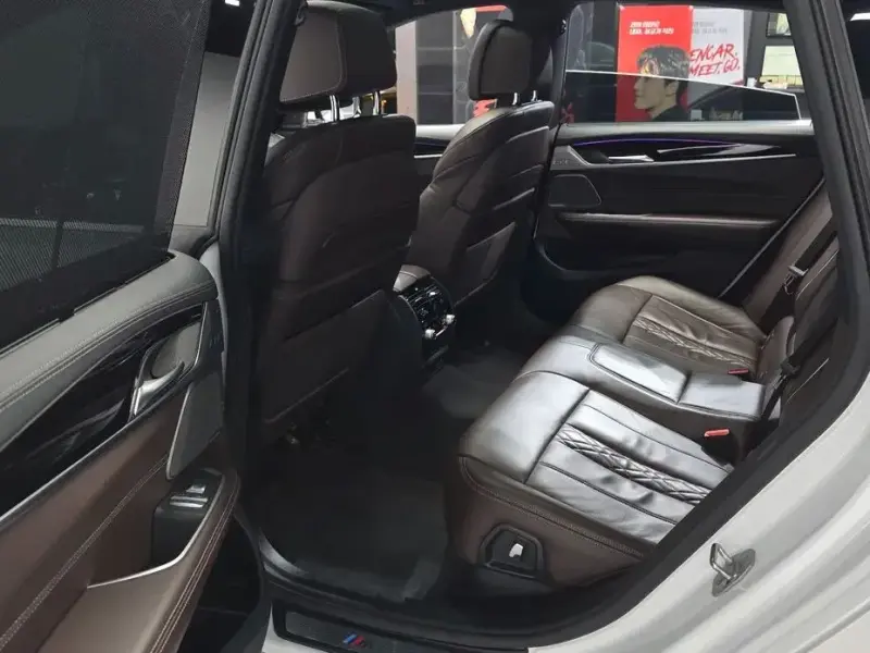 2021 BMW 6 серии с пробегом 76 154 км