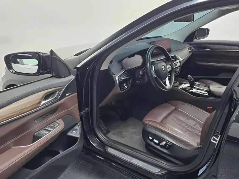 2022 BMW 6 серии с пробегом 119 093 км