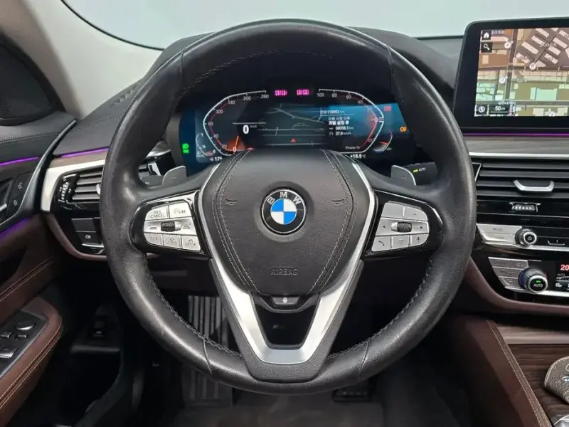 2022 BMW 6 серии с пробегом 119 093 км