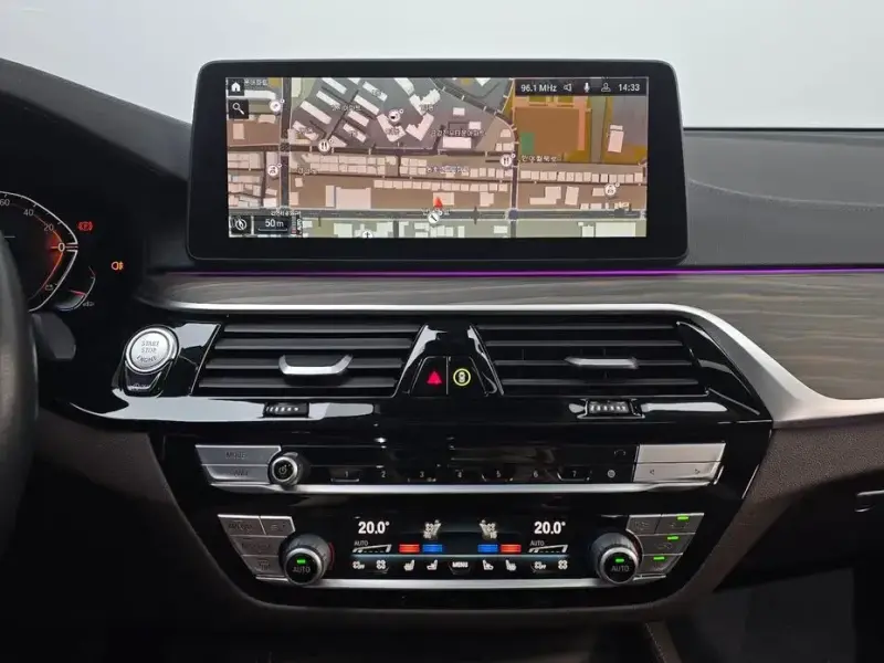 2022 BMW 6 серии с пробегом 119 093 км