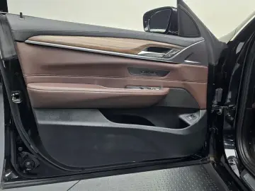 2022 BMW 6 серии с пробегом 119 093 км