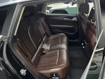2022 BMW 6 серии с пробегом 119 093 км