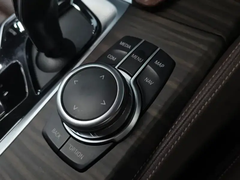 2022 BMW 6 серии с пробегом 119 093 км