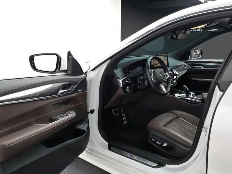 2023 BMW 6 серии с пробегом 38 629 км