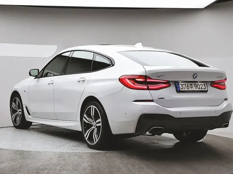 2022 BMW 6 серии с пробегом 74 327 км