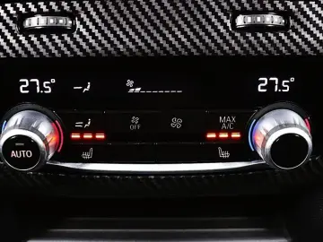 2022 BMW 6 серии с пробегом 74 327 км