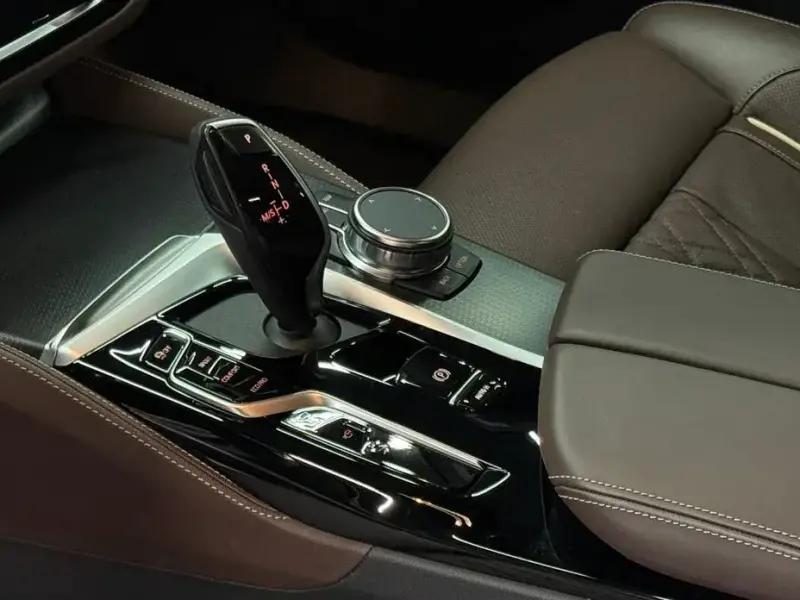 2023 BMW 6 серии с пробегом 23 127 км