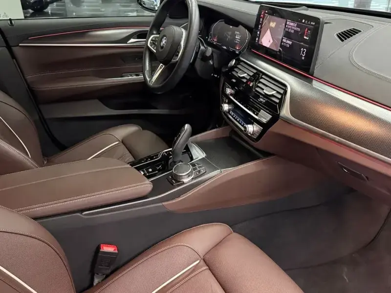 2023 BMW 6 серии с пробегом 23 127 км
