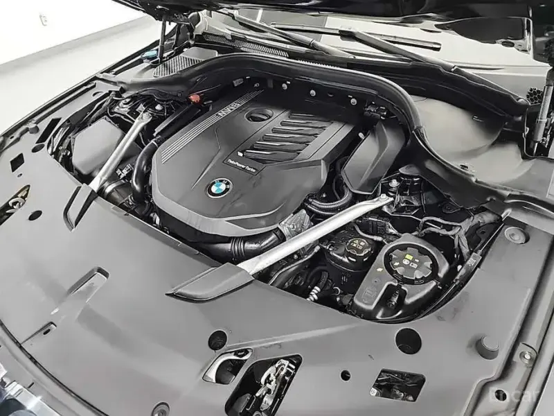 2023 BMW 6 серии с пробегом 118 994 км