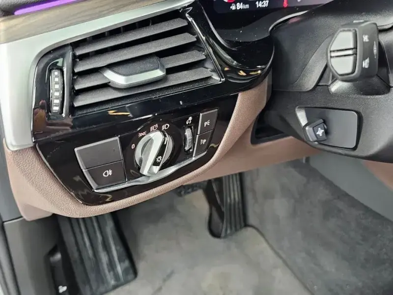 2022 BMW 6 серии с пробегом 62 187 км