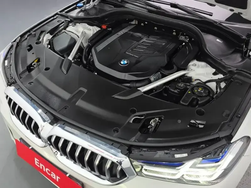 2023 BMW 6 серии с пробегом 27 484 км