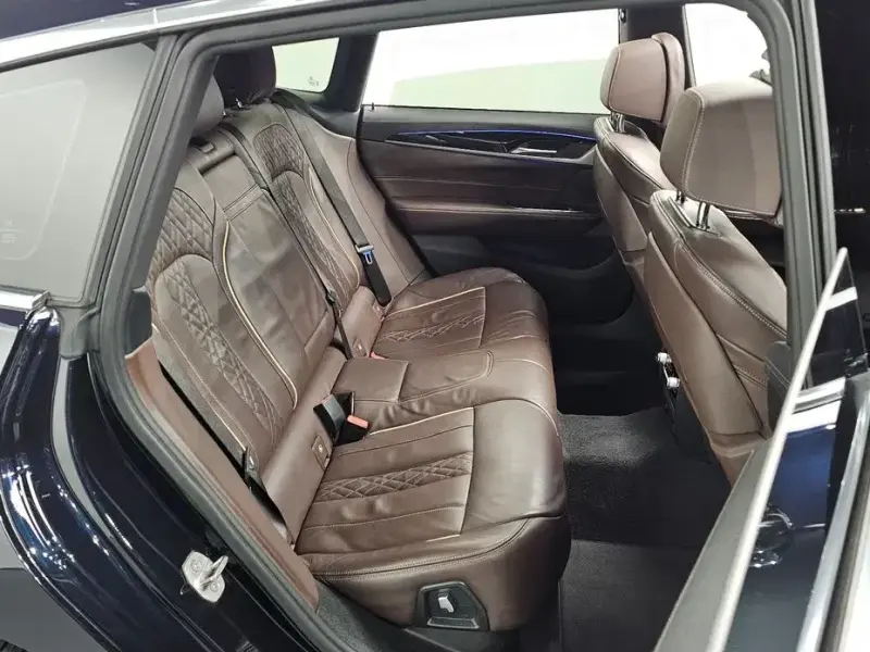 2021 BMW 6 серии с пробегом 124 598 км
