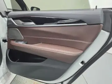 2023 BMW 6 серии с пробегом 27 484 км