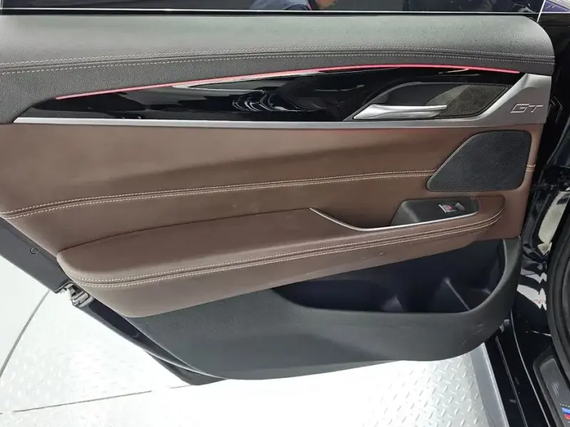 2021 BMW 6 серии с пробегом 124 598 км