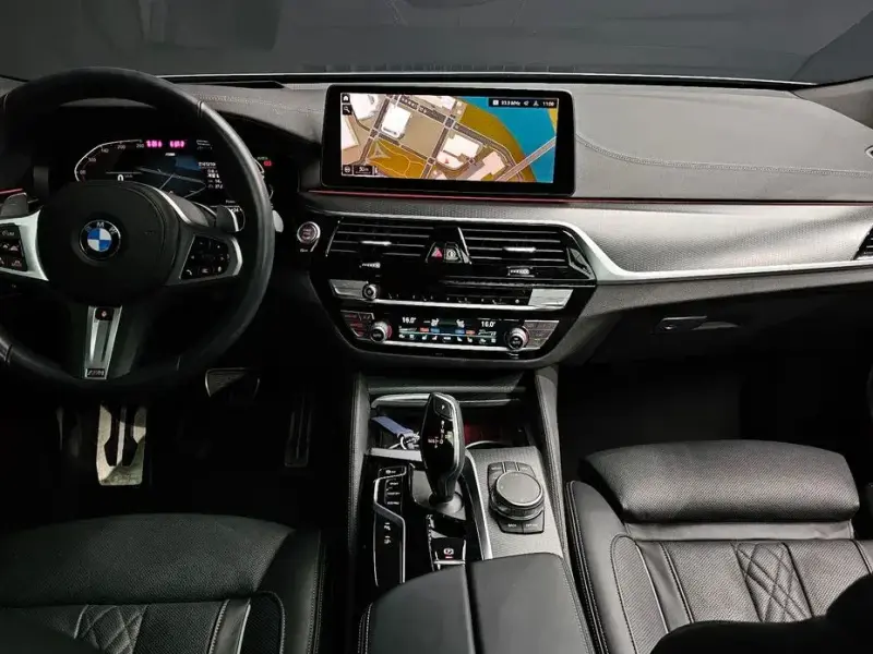 2022 BMW 6 серии с пробегом 52 108 км