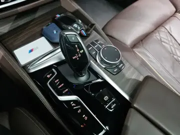 2020 BMW 6 серии с пробегом 110 257 км