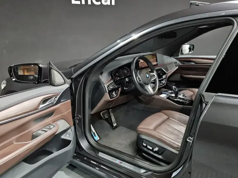 2020 BMW 6 серии с пробегом 110 257 км