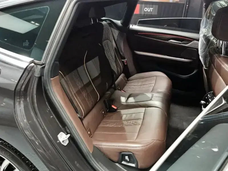 2020 BMW 6 серии с пробегом 110 257 км
