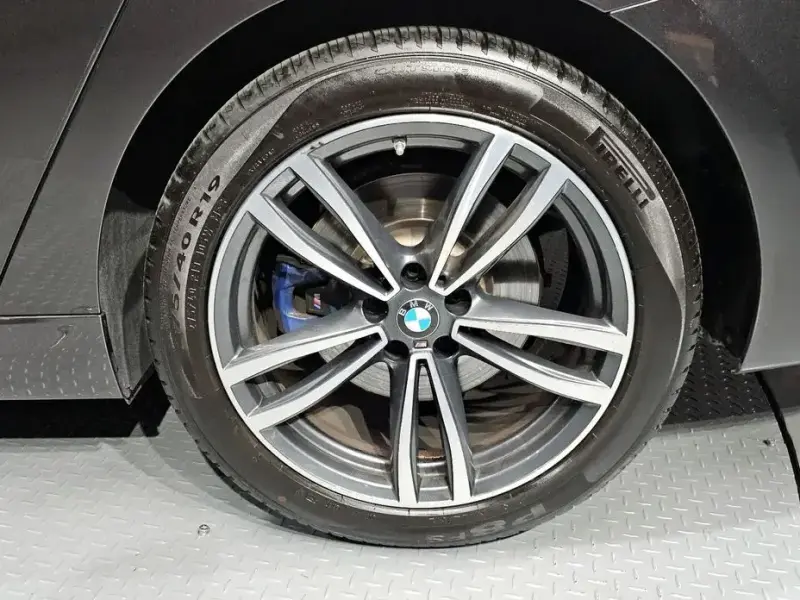 2020 BMW 6 серии с пробегом 110 257 км