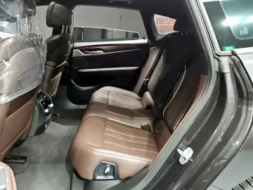 2020 BMW 6 серии с пробегом 110 257 км