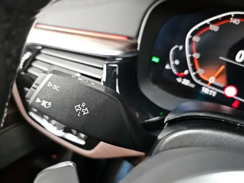 2020 BMW 6 серии с пробегом 110 257 км
