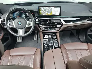 2022 BMW 6 серии с пробегом 33 482 км