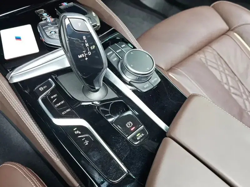 2022 BMW 6 серии с пробегом 33 482 км