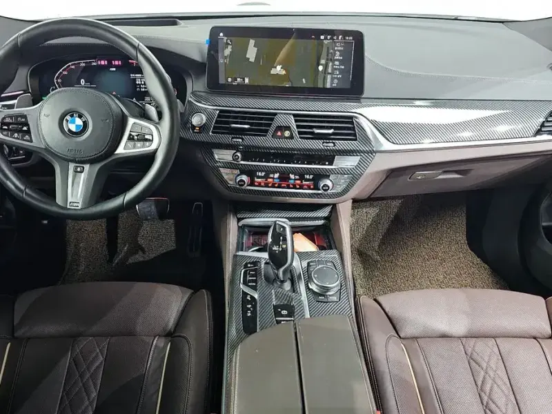 2024 BMW 6 серии с пробегом 48 868 км