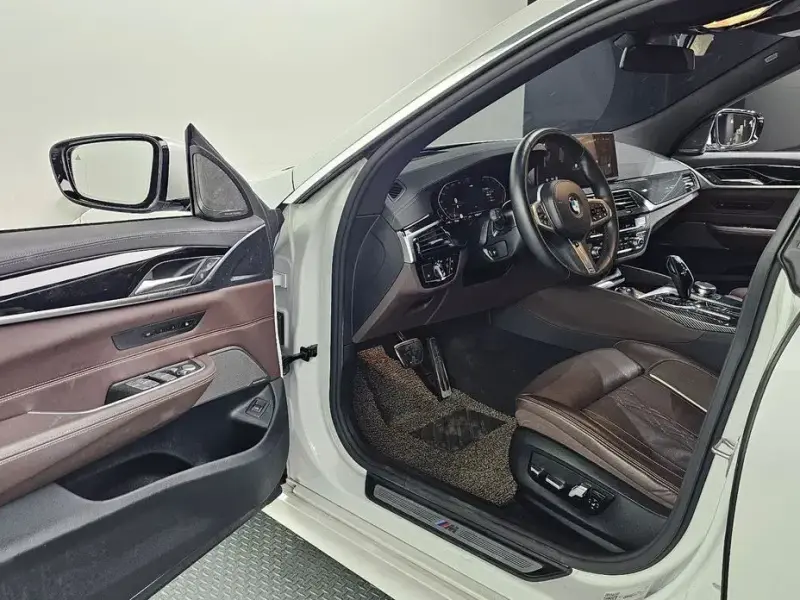 2024 BMW 6 серии с пробегом 48 868 км