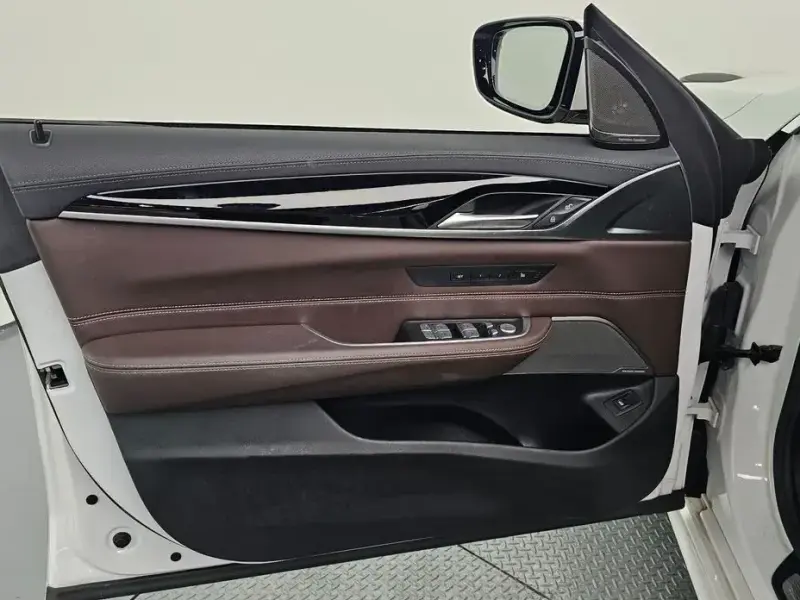 2024 BMW 6 серии с пробегом 48 868 км
