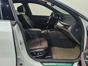 2024 BMW 6 серии с пробегом 48 868 км