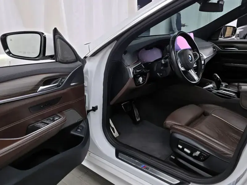2020 BMW 6 серии с пробегом 106 616 км