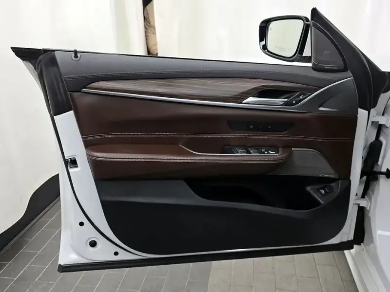 2020 BMW 6 серии с пробегом 106 616 км