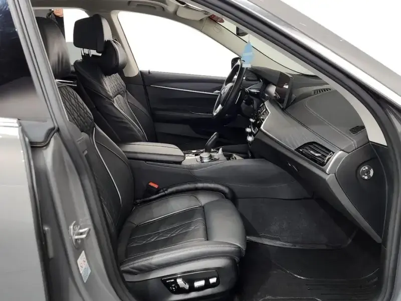 2021 BMW 6 серии с пробегом 57 700 км