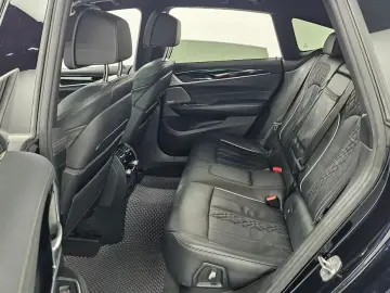 2021 BMW 6 серии с пробегом 105 906 км