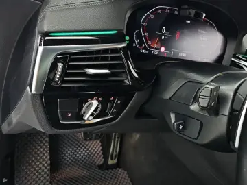 2021 BMW 6 серии с пробегом 105 906 км