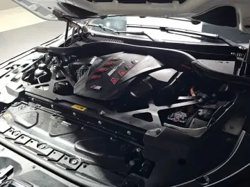 2023 BMW XM с пробегом 38 273 км