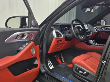 2024 BMW XM с пробегом 4 823 км