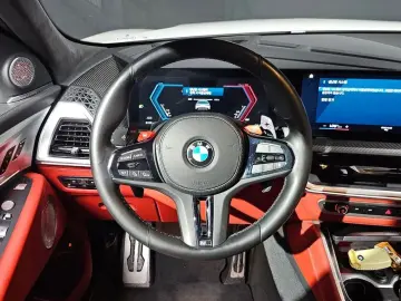 2023 BMW XM с пробегом 38 273 км