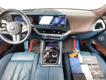 2025 BMW XM с пробегом 13 865 км