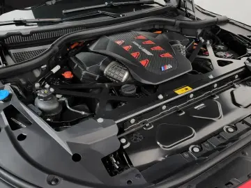2025 BMW XM с пробегом 19 227 км