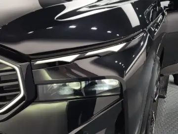 2025 BMW XM с пробегом 13 865 км