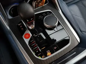 2025 BMW XM с пробегом 19 227 км