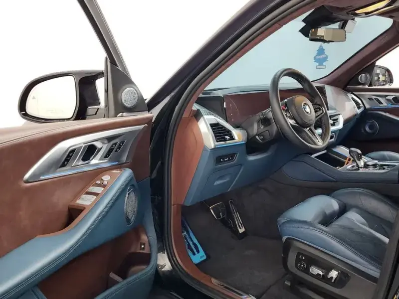 2025 BMW XM с пробегом 19 227 км
