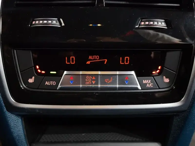 2025 BMW XM с пробегом 19 227 км