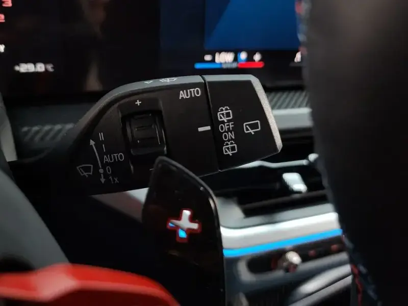 2025 BMW XM с пробегом 19 227 км