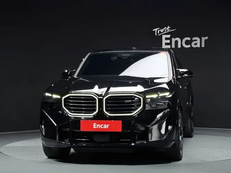 2024 BMW XM с пробегом 8 888 км