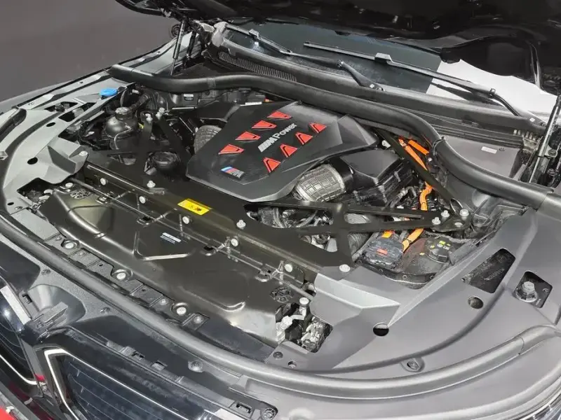 2024 BMW XM с пробегом 8 888 км