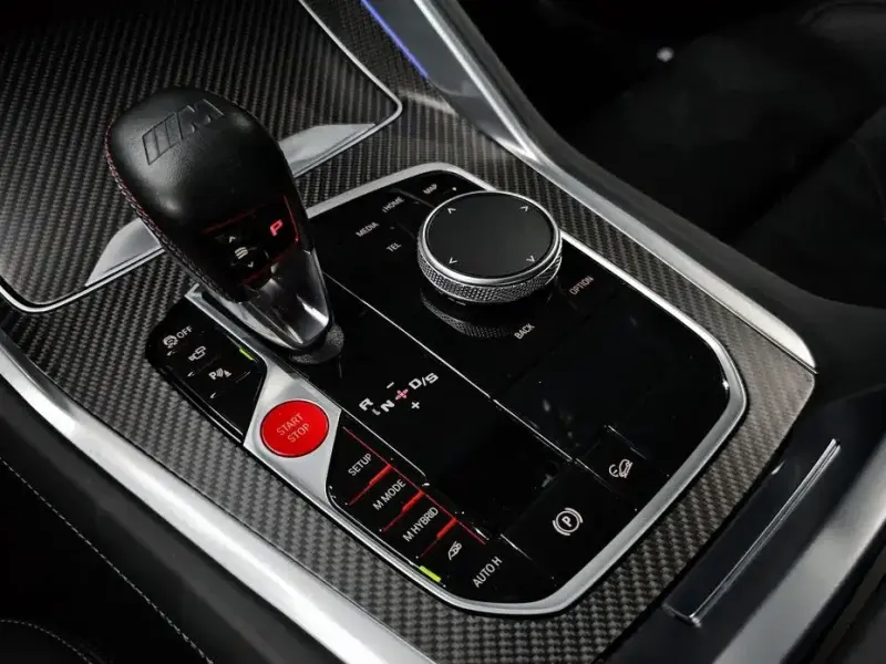 2024 BMW XM с пробегом 8 888 км